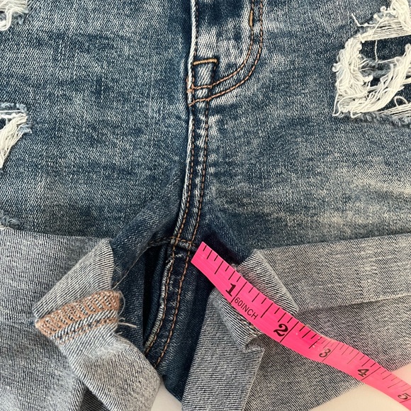 American Eagle Hi-Rise Shorttie Ne(x)t Level Stretch Size 6 - Picture 11 of 14